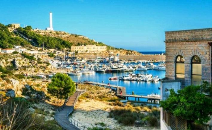 Casa Vacanze Enea Santa Maria di Leuca ภายนอก รูปภาพ